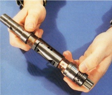 Six-component balance